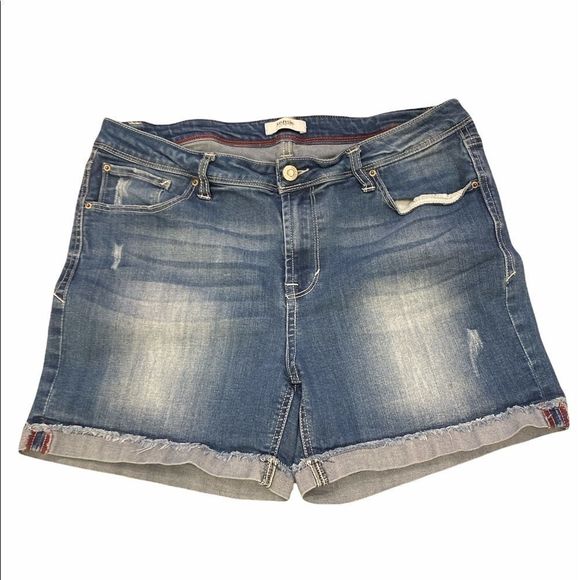 Kensie Pants - Kensie distressed denim cuffed shorts